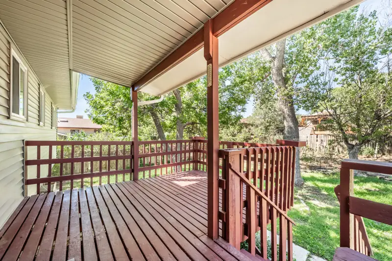 CMC North: covered back deck
